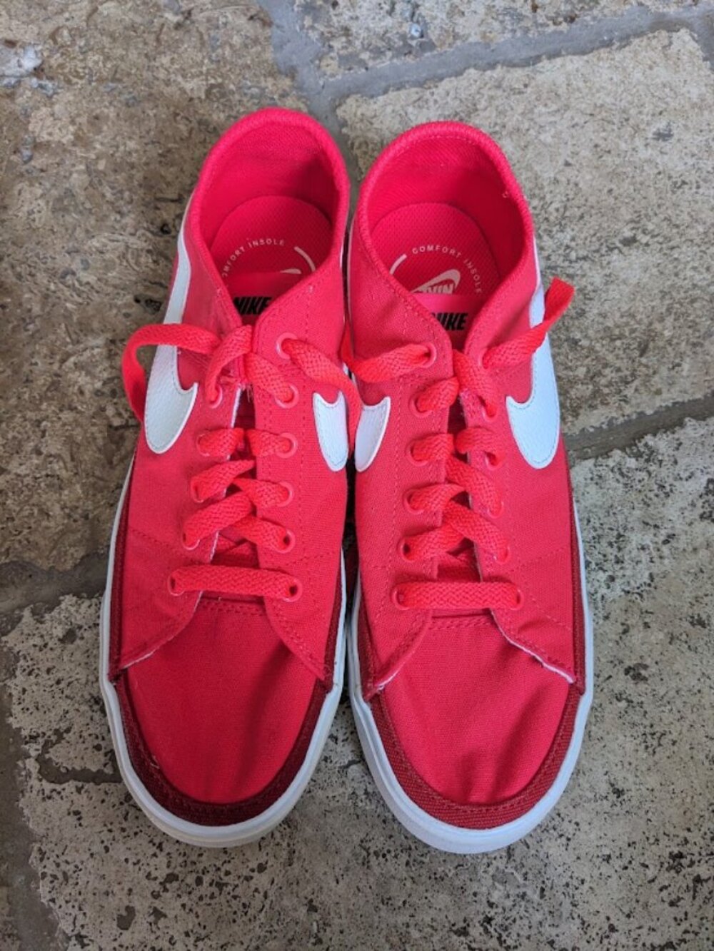 LIKE NEW NIKE WOMEN'S Court Legacy Canvas 'Red' SIZE 8 - Picture 4 of 6